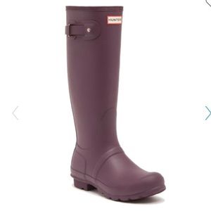 Tall hunter boots